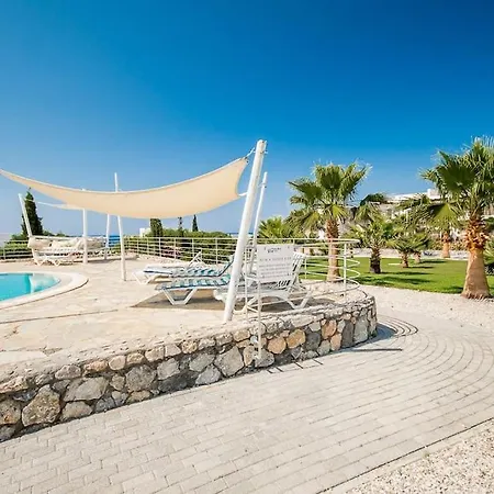 Boutique Seafront Agios Amvrosios (Kyrenia)