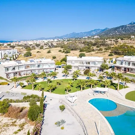 Boutique Seafront Апартаменты *