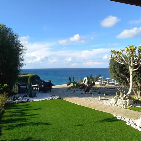 Boutique Seafront Апартаменты