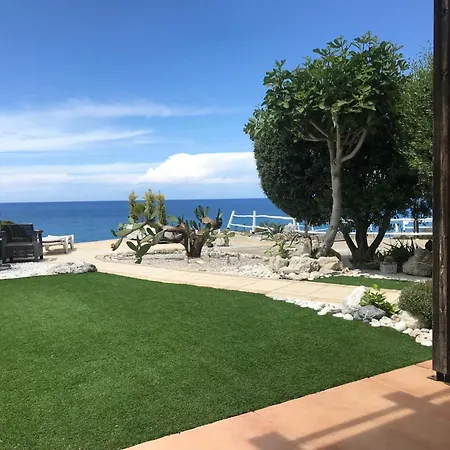 Boutique Seafront Appartement Agios Amvrosios (Kyrenia)